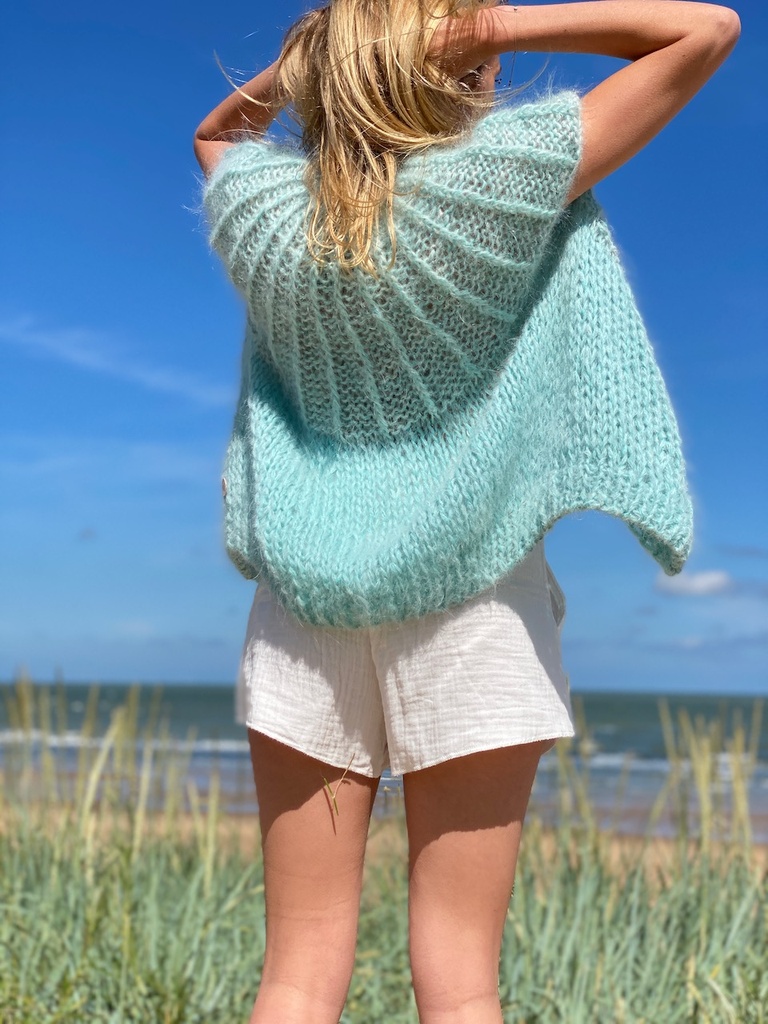 Hana cropped sleeveless cardigan - Blue w multicolor sequins