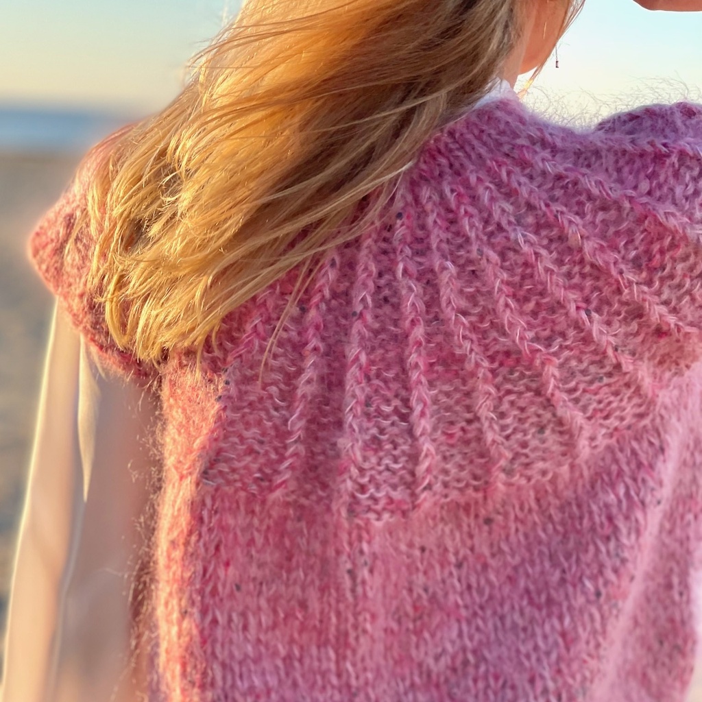 Hana cropped sleeveless cardigan - Pink speckles